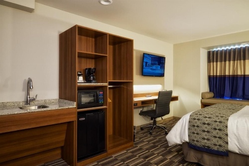Microtel Inn & Suites by Wyndham Sault Ste. Marie image 5